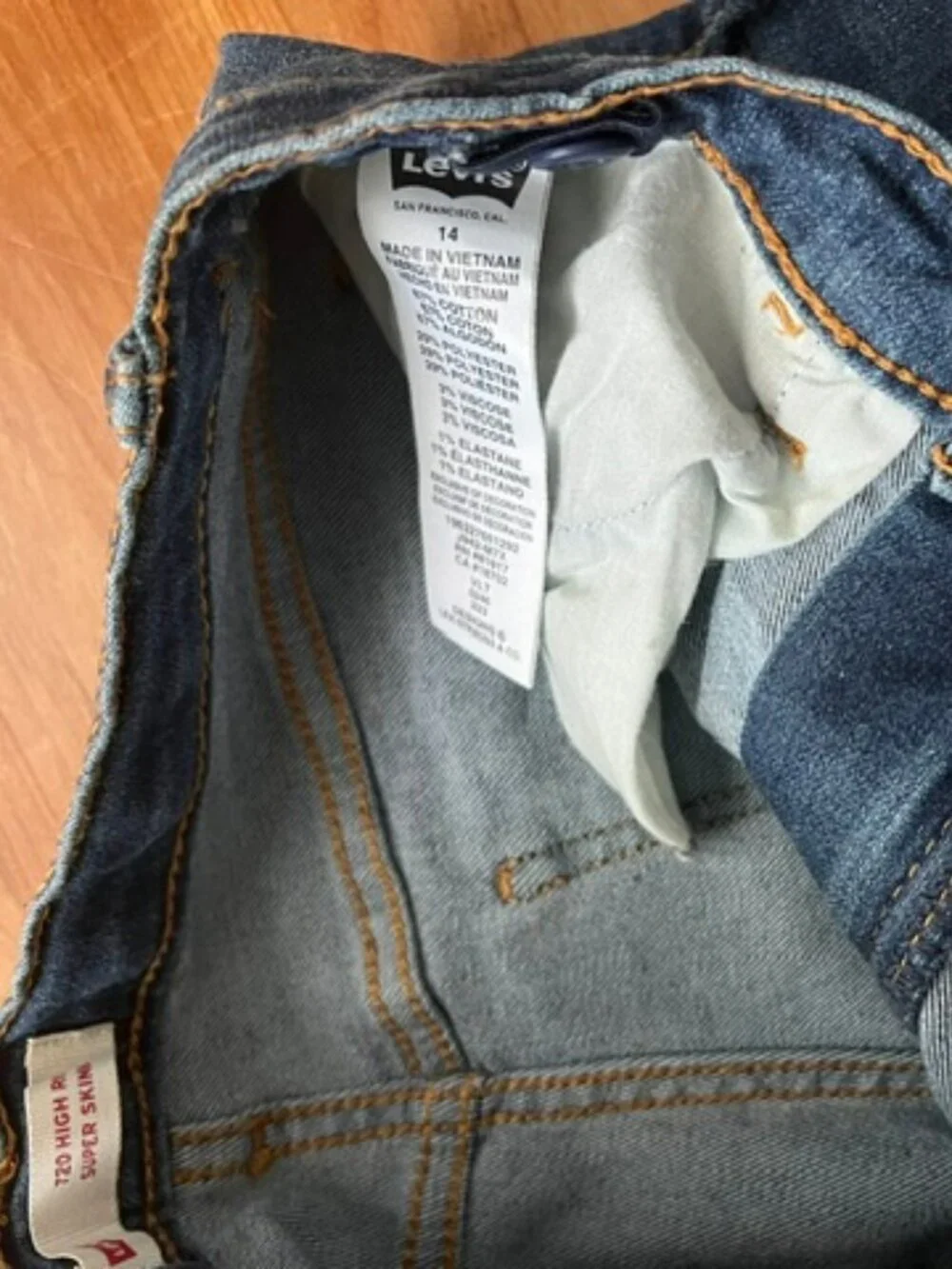 NWOT** Levis girls skinny jeans bundle